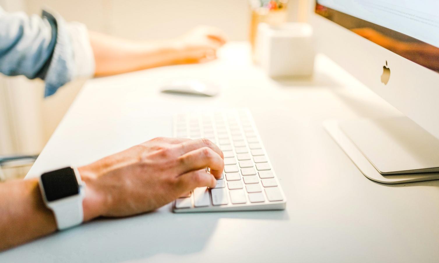 Technische SEO-Analyse am Arbeitsplatz